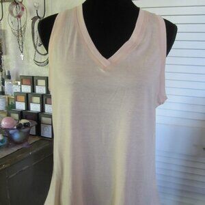 NWT - Davenil -  Cantaloupe Colored Sleeveless T-Shirt - Size L